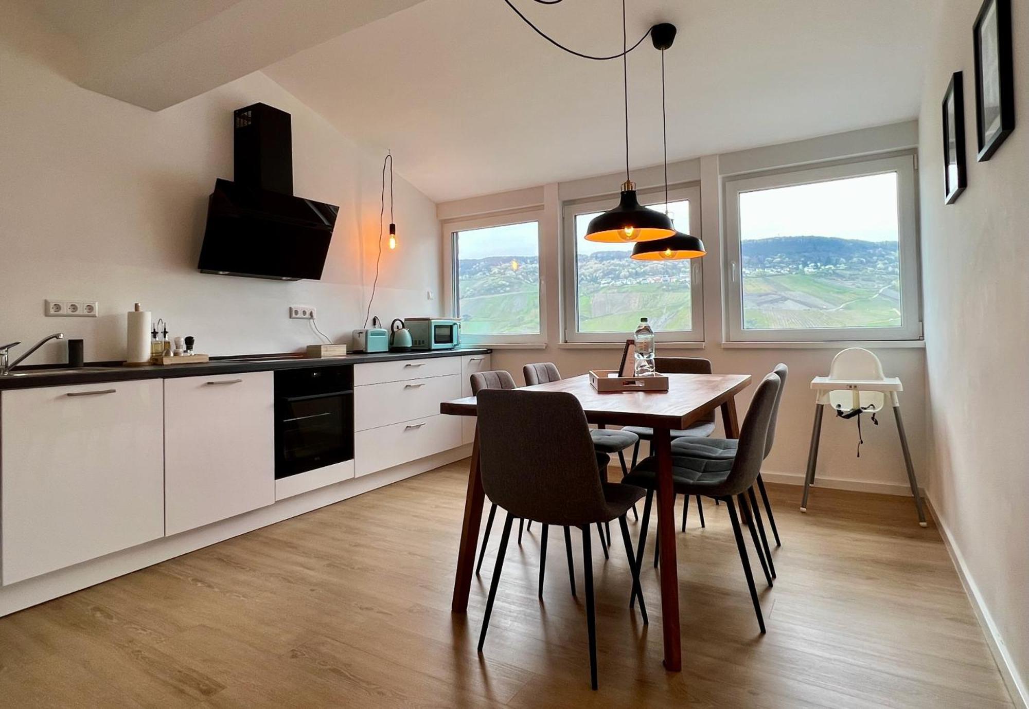 Vonmos Loft Apartment แบร์นคาสเทล-คืสท์ ภายนอก รูปภาพ